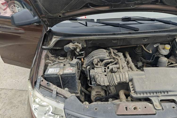 Used Wuling Hongguang 2015 1.2L S Base Model China V Standard Engine Bay Right