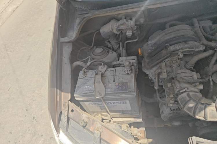Used Wuling Hongguang 2015 1.2L S Base Model China V Standard Engine Bay Right