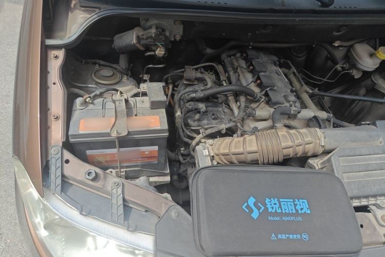 Used Wuling Hongguang 2015 1.5L S Basic Version China V Standard Engine Bay Right