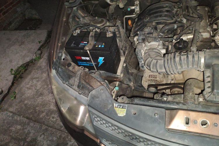 Used Wuling Hongguang 2015 1.2L S Base Model China V Standard Engine Bay Right