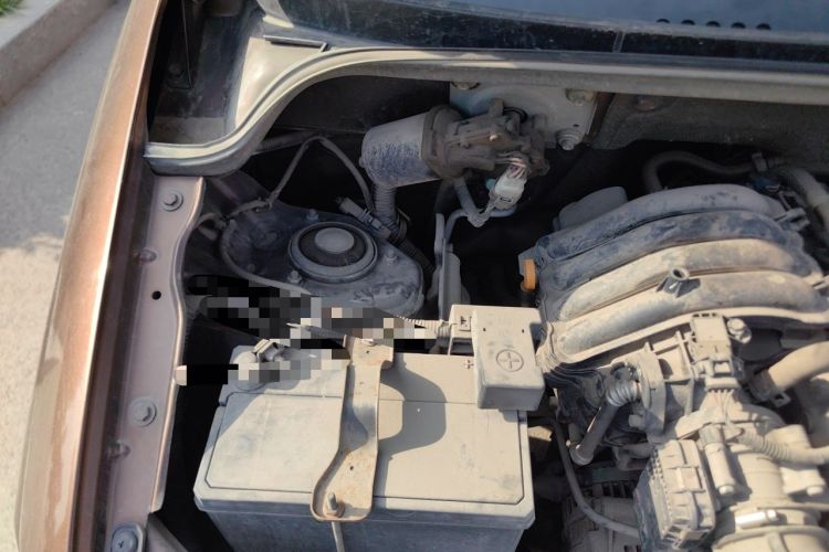 Used Wuling Hongguang 2015 1.2L S Base Model China V Standard Engine Bay Right