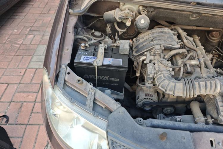 Used Wuling Hongguang 2015 1.2L S Base Model China V Standard Engine Bay Right