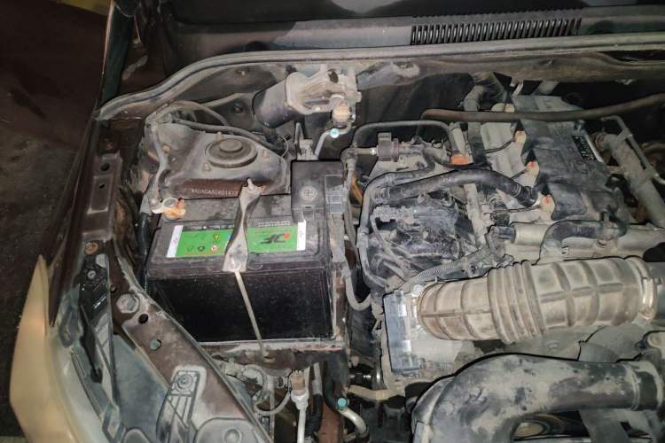 Used Wuling Hongguang 2015 1.5L S1 Comfort China V Standard Engine Bay Right