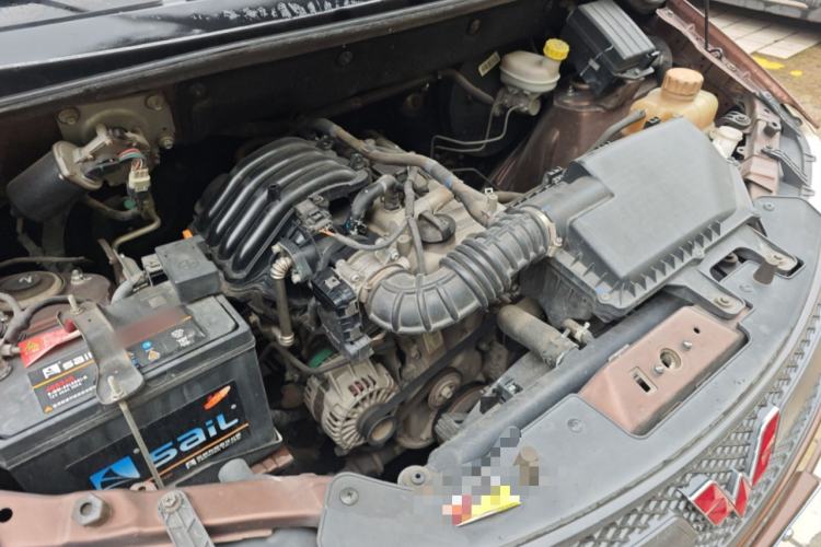 Used Wuling Hongguang 2015 1.2L S Base Model China V Standard Engine Bay Right