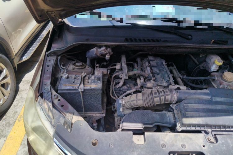Used Wuling Hongguang 2015 1.5L S1 Luxury National Emission Standard V Engine Bay Right