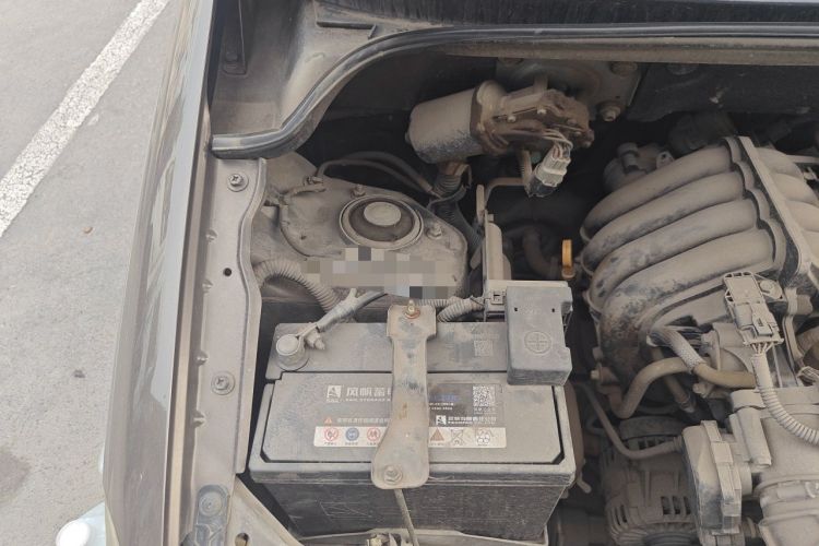 Used Wuling Hongguang 2015 1.2L S Base Model China IV Engine Bay Right