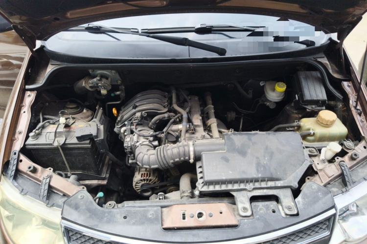 Used Wuling Hongguang 2015 1.2L S Base Model China V Standard Engine Bay
