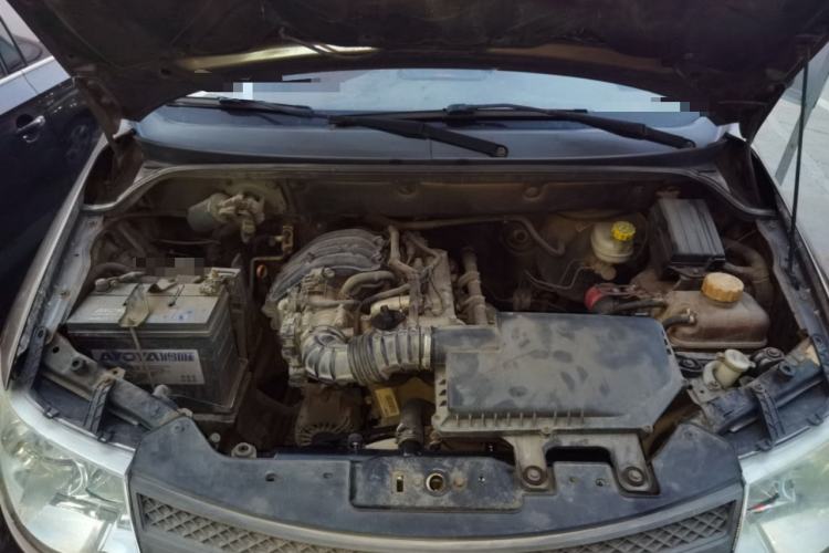 Used Wuling Hongguang 2015 1.2L S Base Model China V Standard Engine Bay