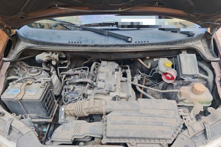 Used Wuling Hongguang 2015 1.5L S Basic Version China V Standard Engine Bay