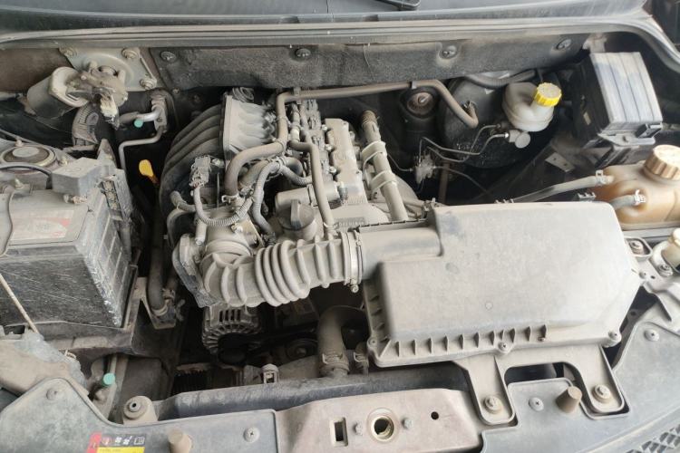 Used Wuling Hongguang 2015 1.2L S Base Model China IV Engine Bay