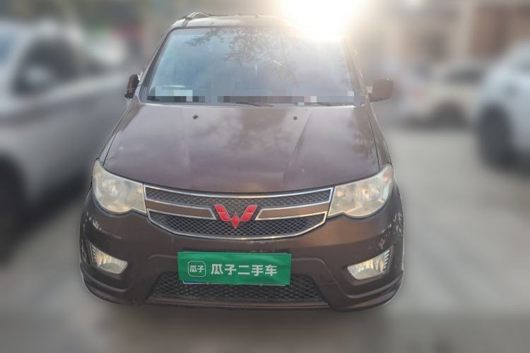 Used Wuling Hongguang 2015 1.5L S Basic Version China V Standard Exterior 1