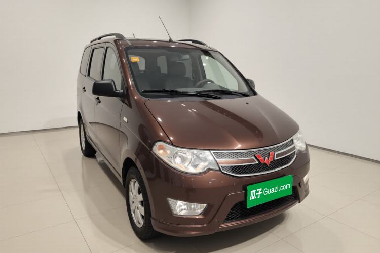 Used Wuling Hongguang 2015 1.2L S Base Model China V Standard Exterior 2