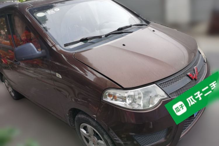 Used Wuling Hongguang 2015 1.2L S Base Model China V Standard Exterior 2