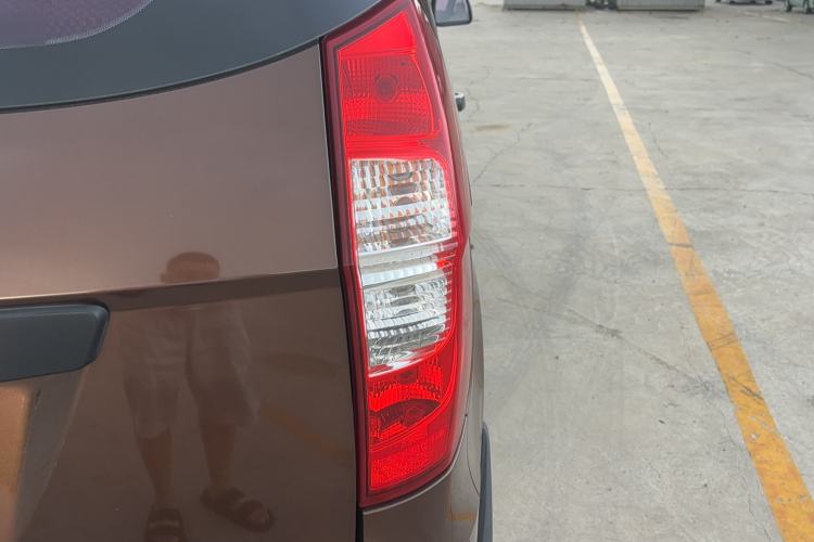 Used Wuling Hongguang 2015 1.2L S Base Model China V Standard Exterior 3