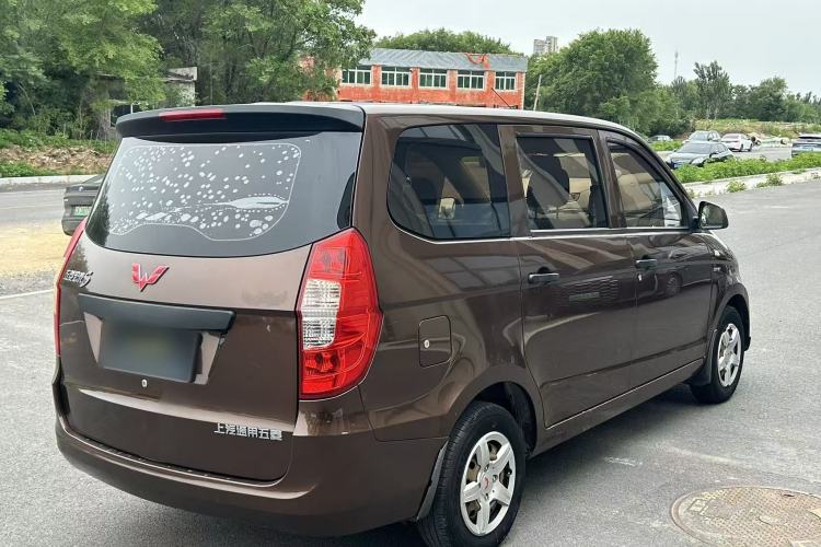 Used Wuling Hongguang 2015 1.5L S Basic Version China V Standard Exterior 3
