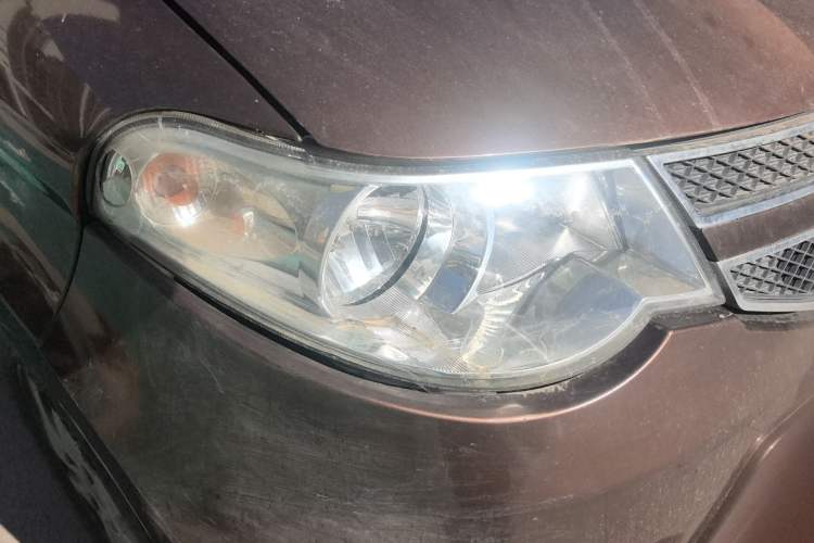 Used Wuling Hongguang 2015 1.2L S Base Model China V Standard Exterior 6
