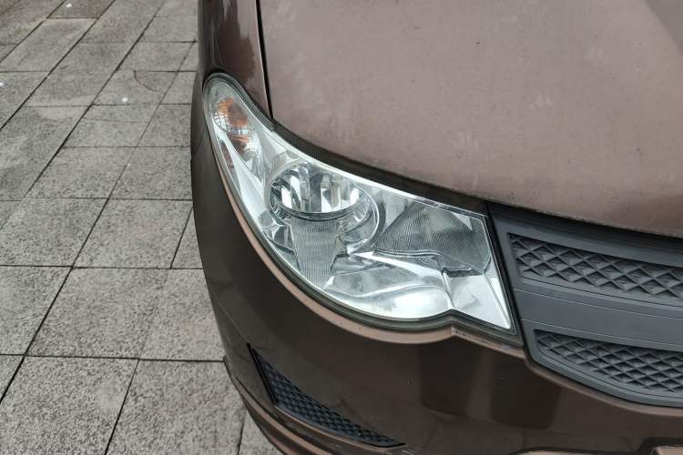 Used Wuling Hongguang 2015 1.2L S Base Model China V Standard Exterior 6