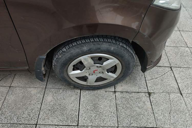 Used Wuling Hongguang 2015 1.2L S Base Model China V Standard Exterior 7