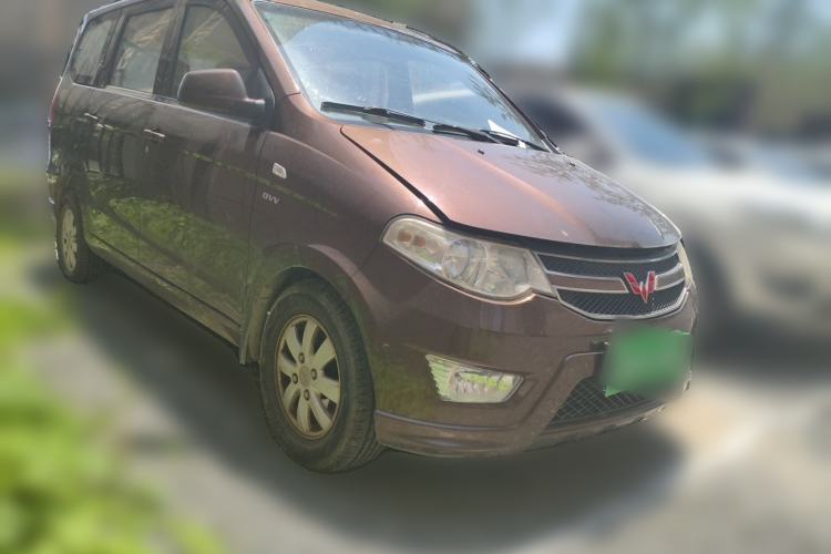 Used Wuling Hongguang 2015 1.5L S Basic Version China V Standard Front Right 45 Deg