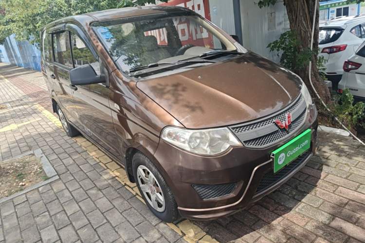 Used Wuling Hongguang 2015 1.2L S Base Model China V Standard Front Right 45 Deg