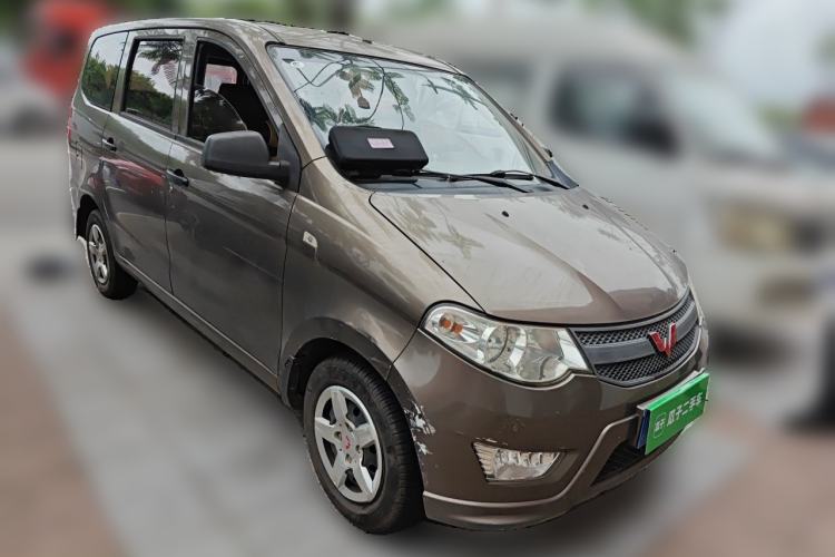 Used Wuling Hongguang 2015 1.2L S Base Model China V Standard Front Right 45 Deg