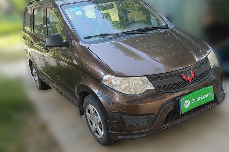 Used Wuling Hongguang 2015 1.2L S Base Model China V Standard Front Right 45 Deg