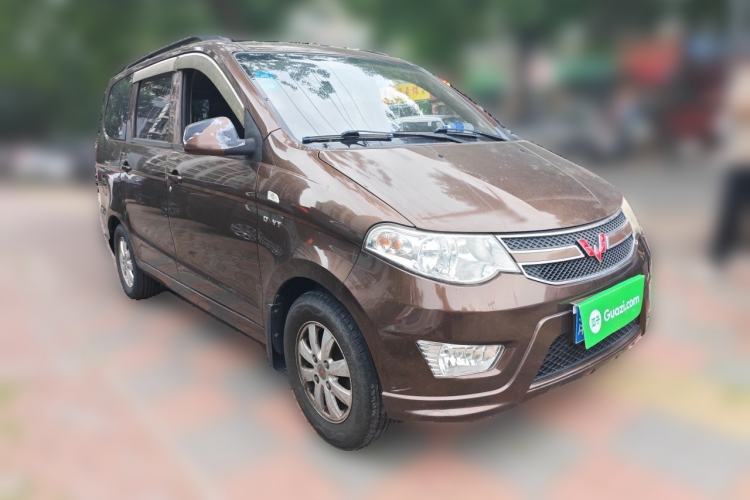Used Wuling Hongguang 2015 1.5L S Basic Version China V Standard Front Right 45 Deg