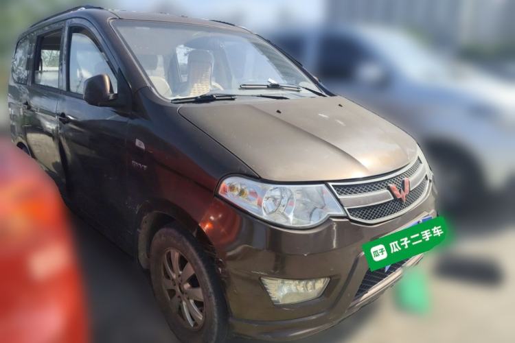 Used Wuling Hongguang 2015 1.5L S1 Standard China V-Emission Standards Front Right 45 Deg