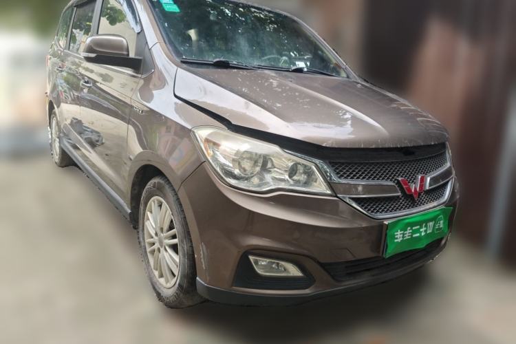 Used Wuling Hongguang 2015 1.5L S1 Luxury National Emission Standard V Front Right 45 Deg