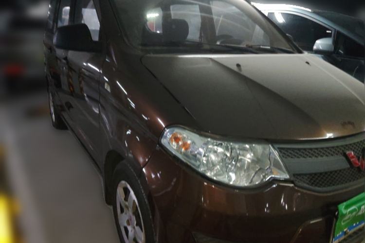 Used Wuling Hongguang 2015 1.5L S Base Model China IV Front Right 45 Deg