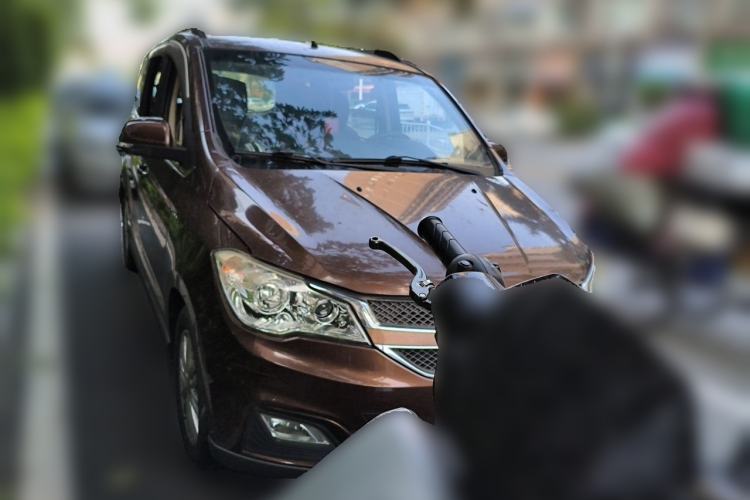 Used Wuling Hongguang 2015 1.5L S1 Luxury National Emission Standard V Front Right 45 Deg