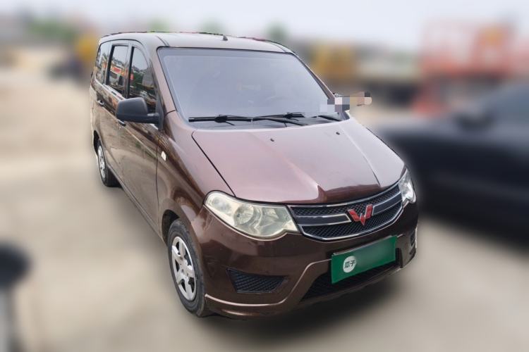 Used Wuling Hongguang 2015 1.2L S Base Model China V Standard Front Right 45 Deg