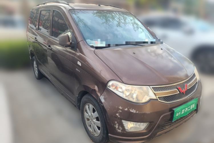 Used Wuling Hongguang 2015 1.5L S Basic Version China V Standard Front Right 45 Deg