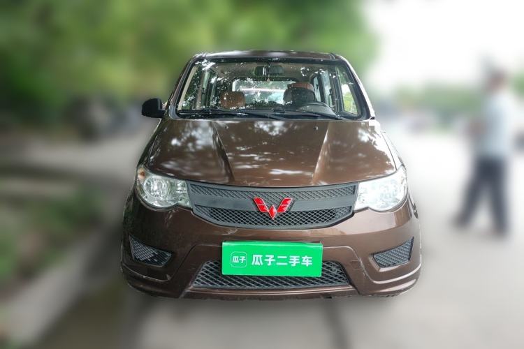 Used Wuling Hongguang 2015 1.2L S Base Model China IV Front