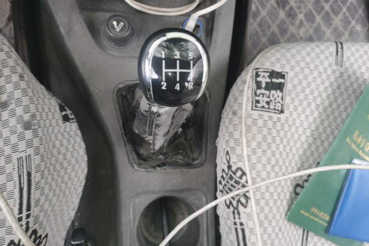 Used Wuling Hongguang 2015 1.2L S Base Model China V Standard Gear Lever