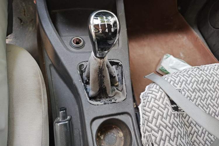 Used Wuling Hongguang 2015 1.5L S Base Model China IV Gear Lever