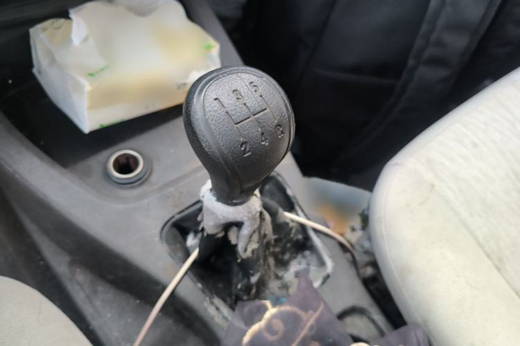 Used Wuling Hongguang 2015 1.2L S Base Model China V Standard Gear Lever