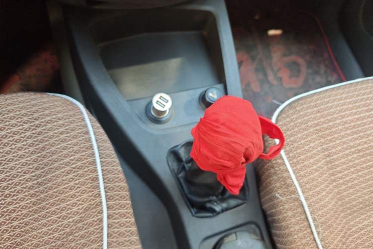 Used Wuling Hongguang 2015 1.5L S Base Model China IV Gear Lever