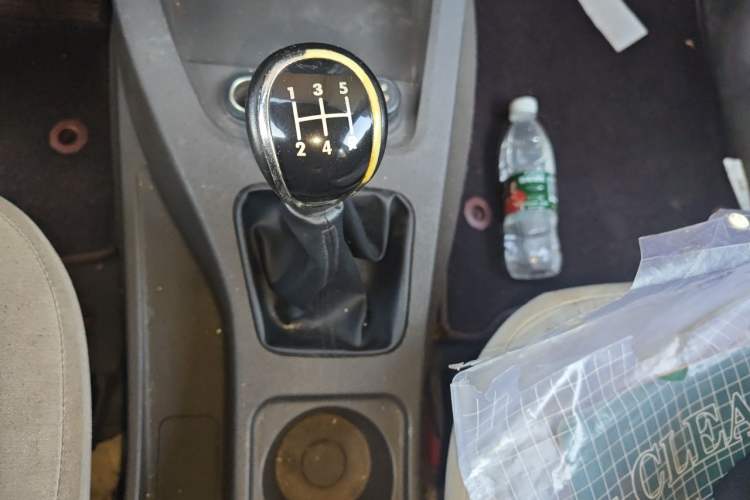 Used Wuling Hongguang 2015 1.2L S Base Model China V Standard Gear Lever