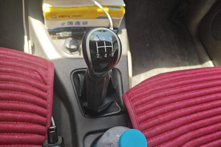 Used Wuling Hongguang 2015 1.2L S Base Model China V Standard Gear Lever