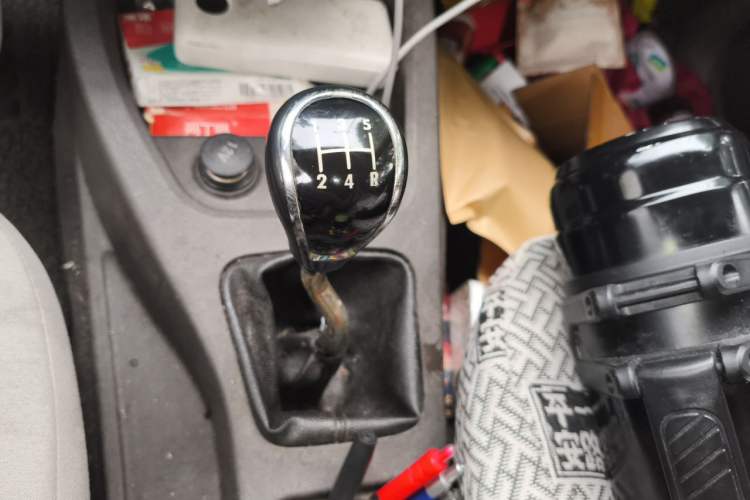 Used Wuling Hongguang 2015 1.5L S Basic Version China V Standard Gear Lever