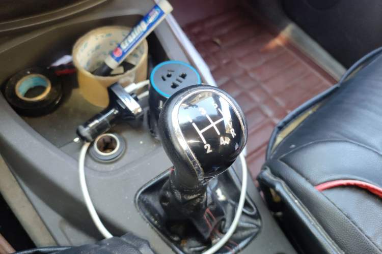 Used Wuling Hongguang 2015 1.2L S Base Model China V Standard Gear Lever