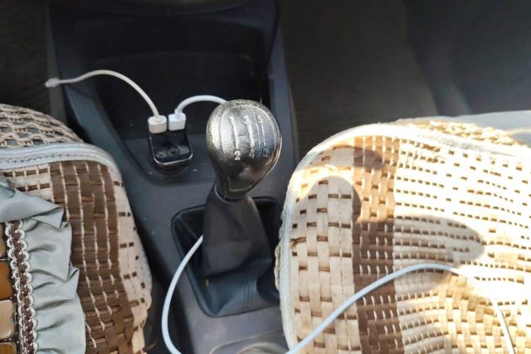 Used Wuling Hongguang 2015 1.5L S1 Standard China V-Emission Standards Gear Lever