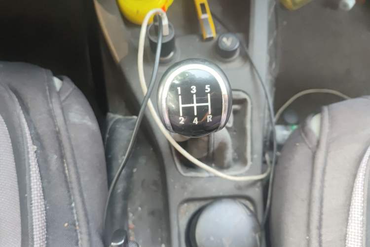 Used Wuling Hongguang 2015 1.5L S Basic Version China V Standard Gear Lever