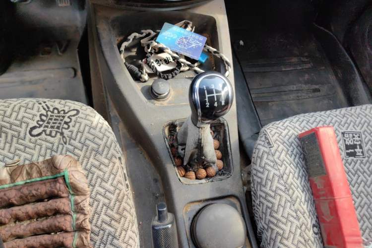 Used Wuling Hongguang 2015 1.2L S Base Model China V Standard Gear Lever