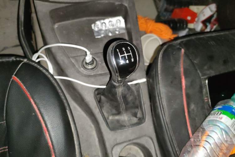 Used Wuling Hongguang 2015 1.5L S Basic Version China V Standard Gear Lever