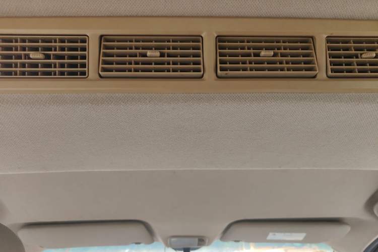Used Wuling Hongguang 2015 1.5L S1 Comfort China V Standard Headliner