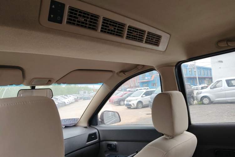 Used Wuling Hongguang 2015 1.5L S1 Standard China V-Emission Standards Headliner