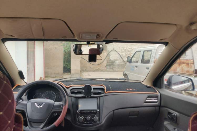 Used Wuling Hongguang 2015 1.5L S Basic Version China V Standard Headliner