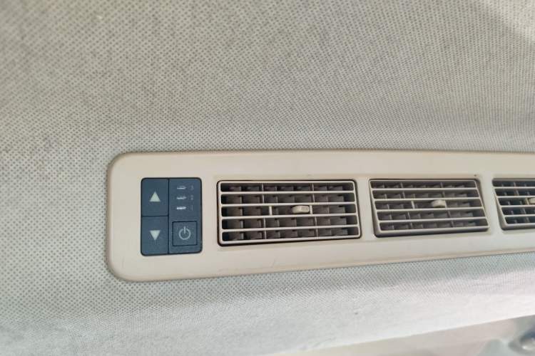 Used Wuling Hongguang 2015 1.5L S1 Standard China V-Emission Standards Headliner
